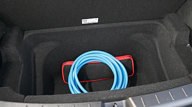 Tesla Model Y - cable storage
