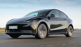 Tesla Model Y - front 3/4