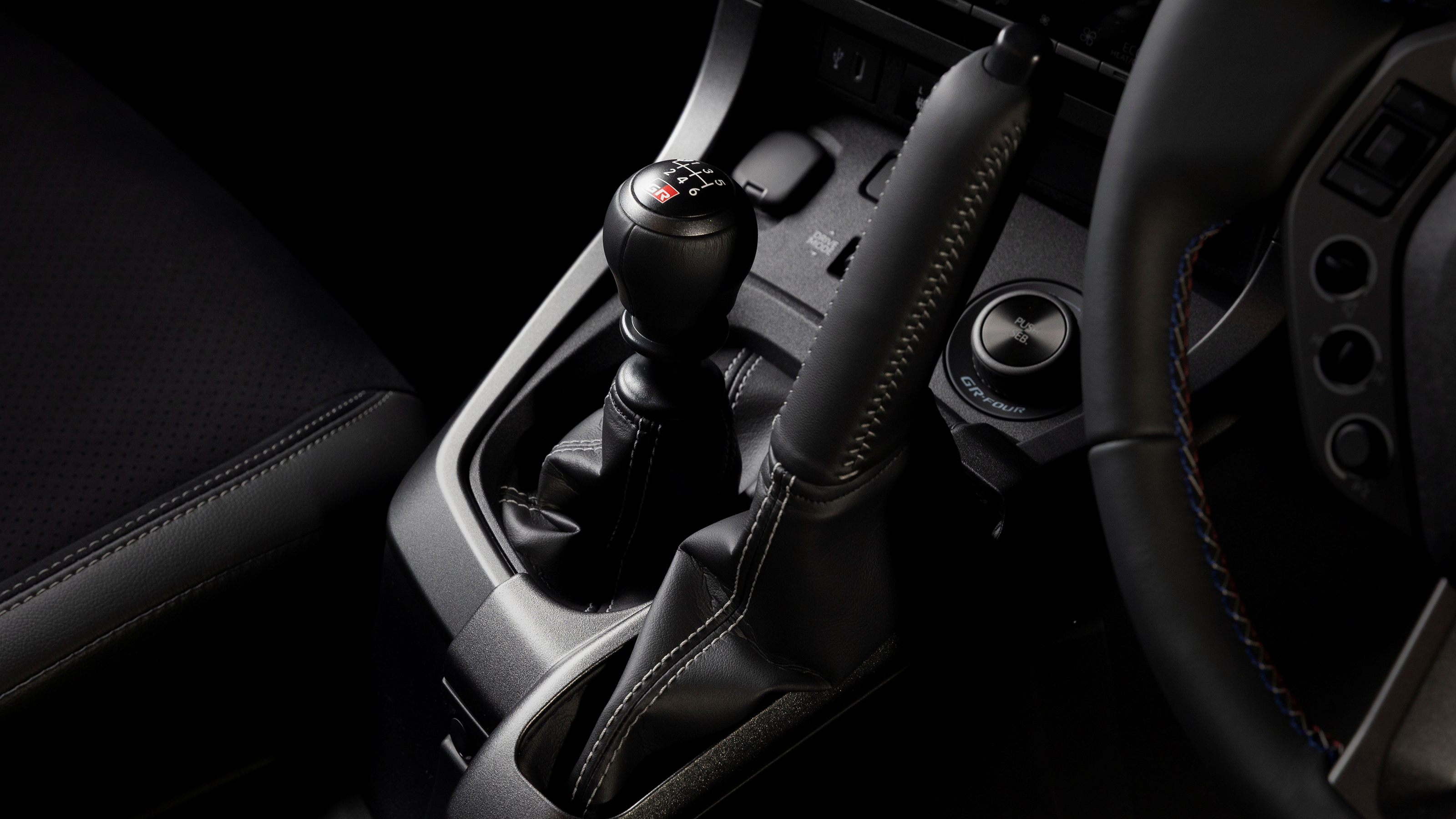 Toyota GR Yaris Sebastien Ogier - centre console