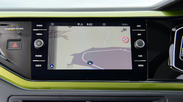 Used Volkswagen Taigo - screen