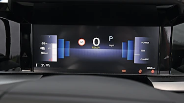 Vauxhall Frontera - driver display