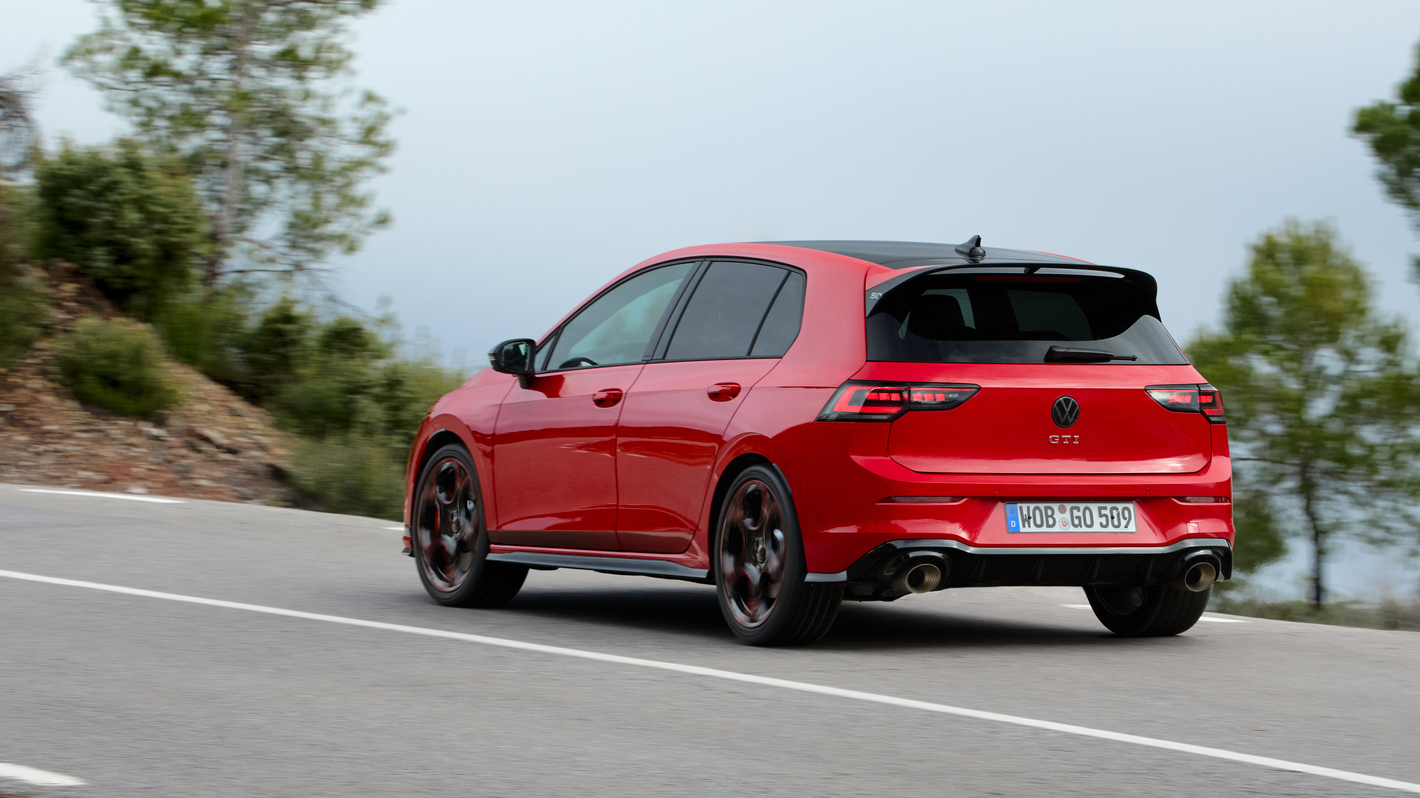 Volkswagen Golf GTI Edition 50 - rear action