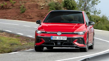 Volkswagen Golf GTI Edition 50 - front action