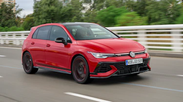 Volkswagen Golf GTI Edition 50 - front tracking