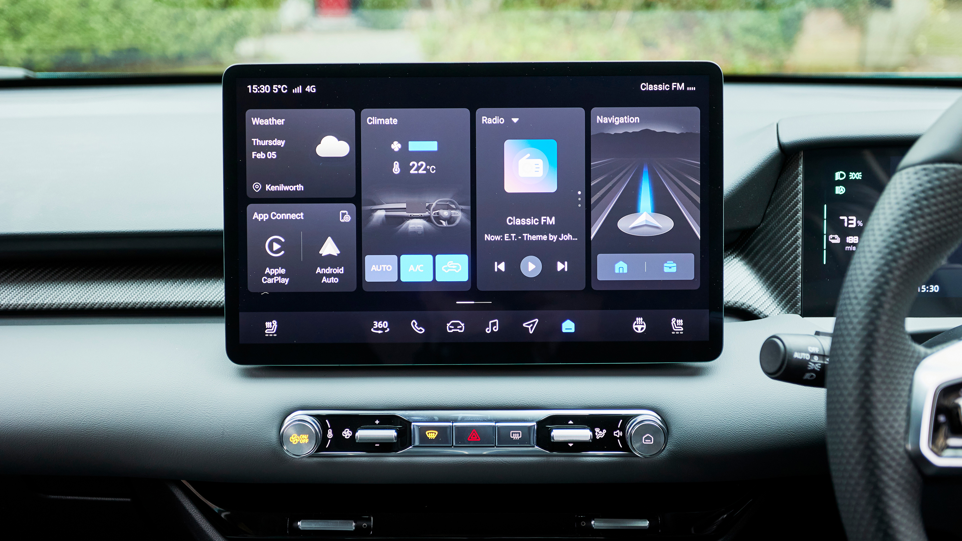 2026 MG4 - infotainment screen