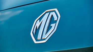 2026 MG4 - bonnet badge