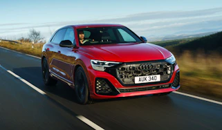 Audi Q8 - front tracking