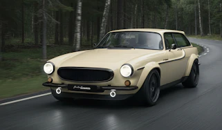 Autoforma Norrsken Volvo P1800 ES - front action