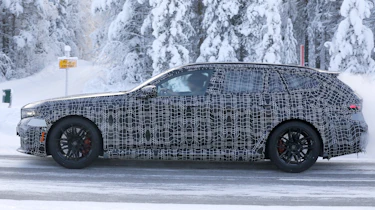 New BMW M5 Touring spy shot - side