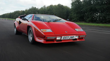 Lamborghini Countach - front tracking