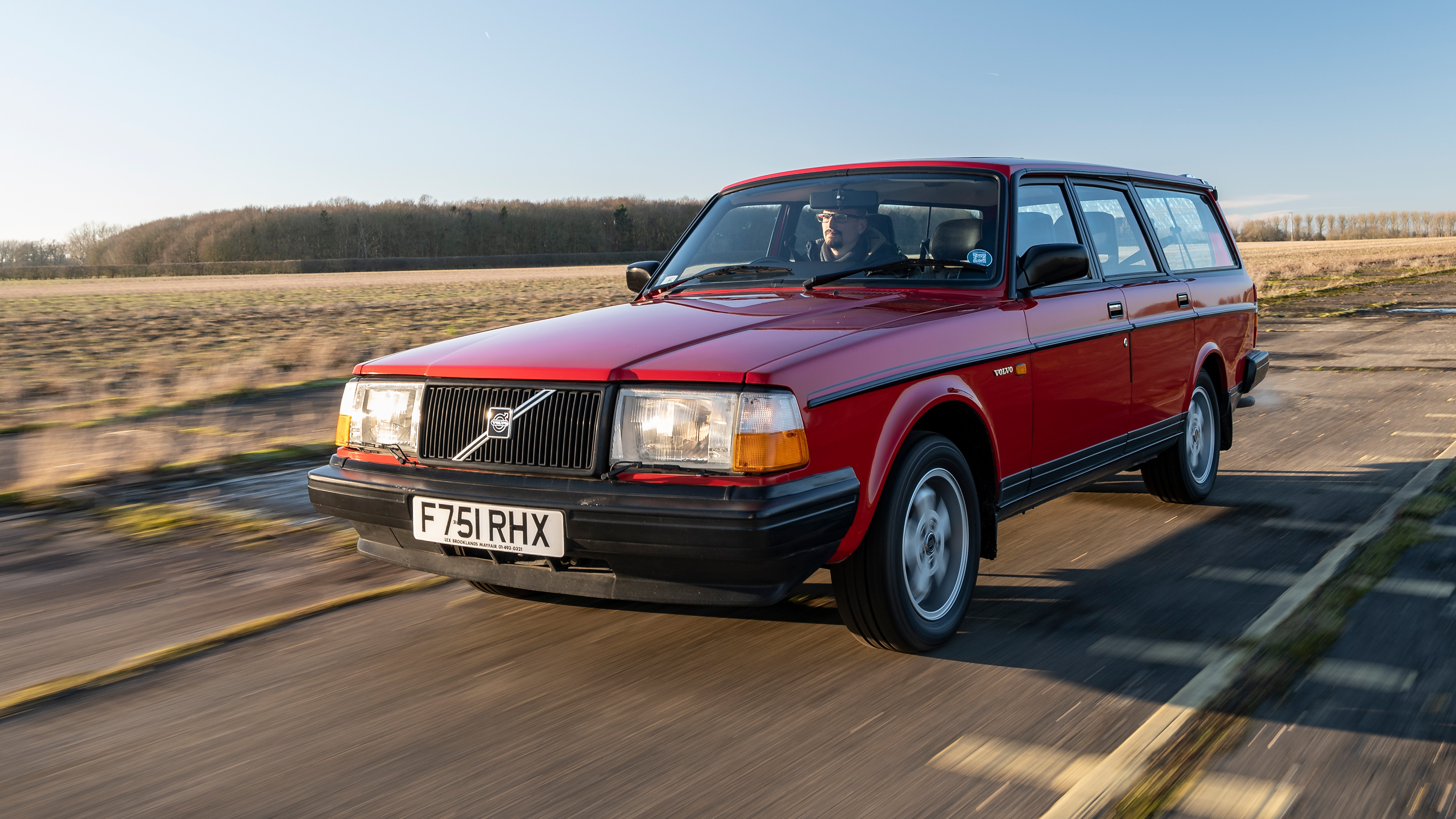 Volvo 240 - front tracking