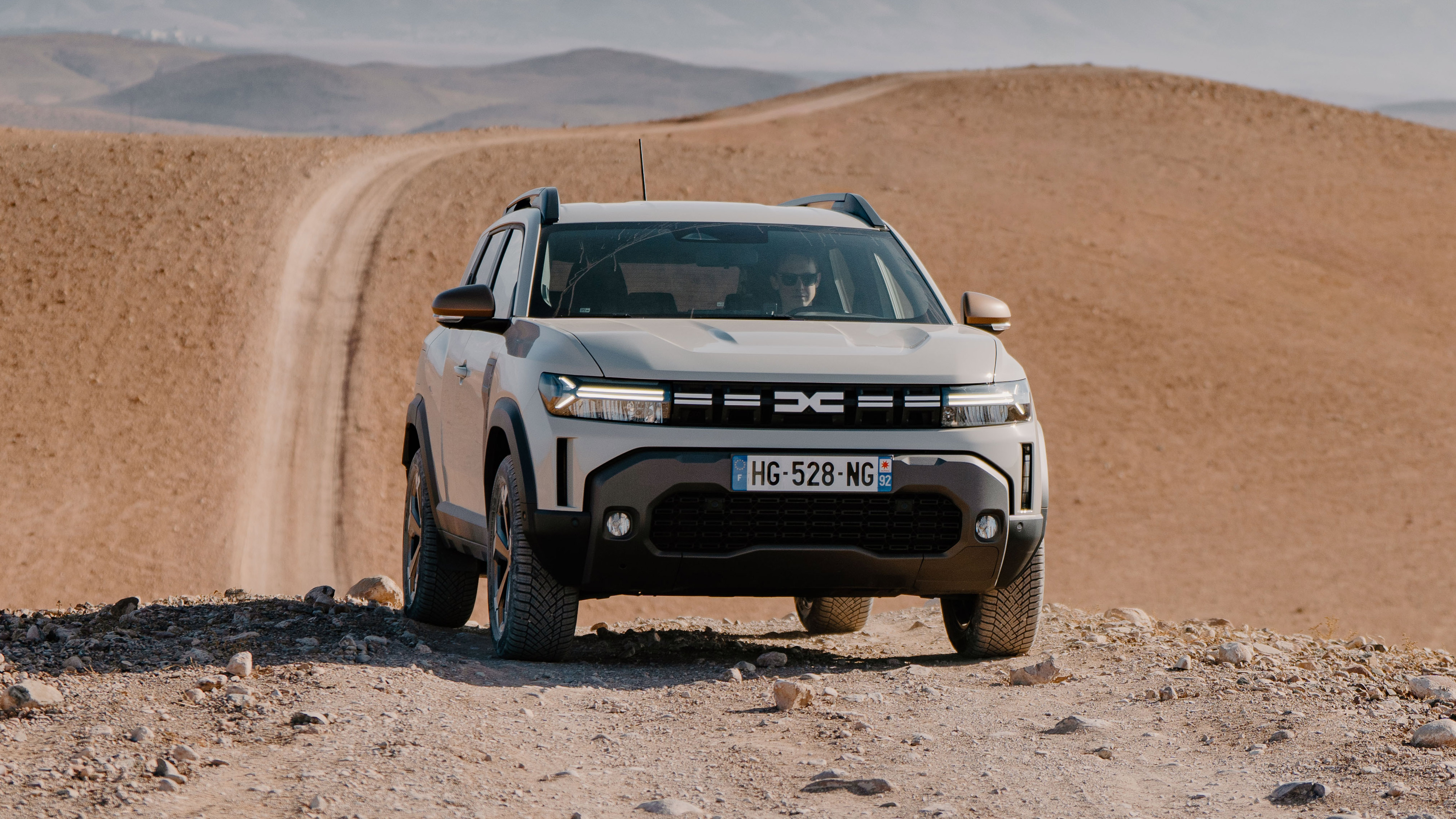 Dacia Duster AWD - front