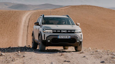 Dacia Duster AWD - front