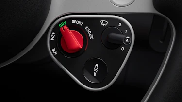 Ferrari Luce - steering wheel controls