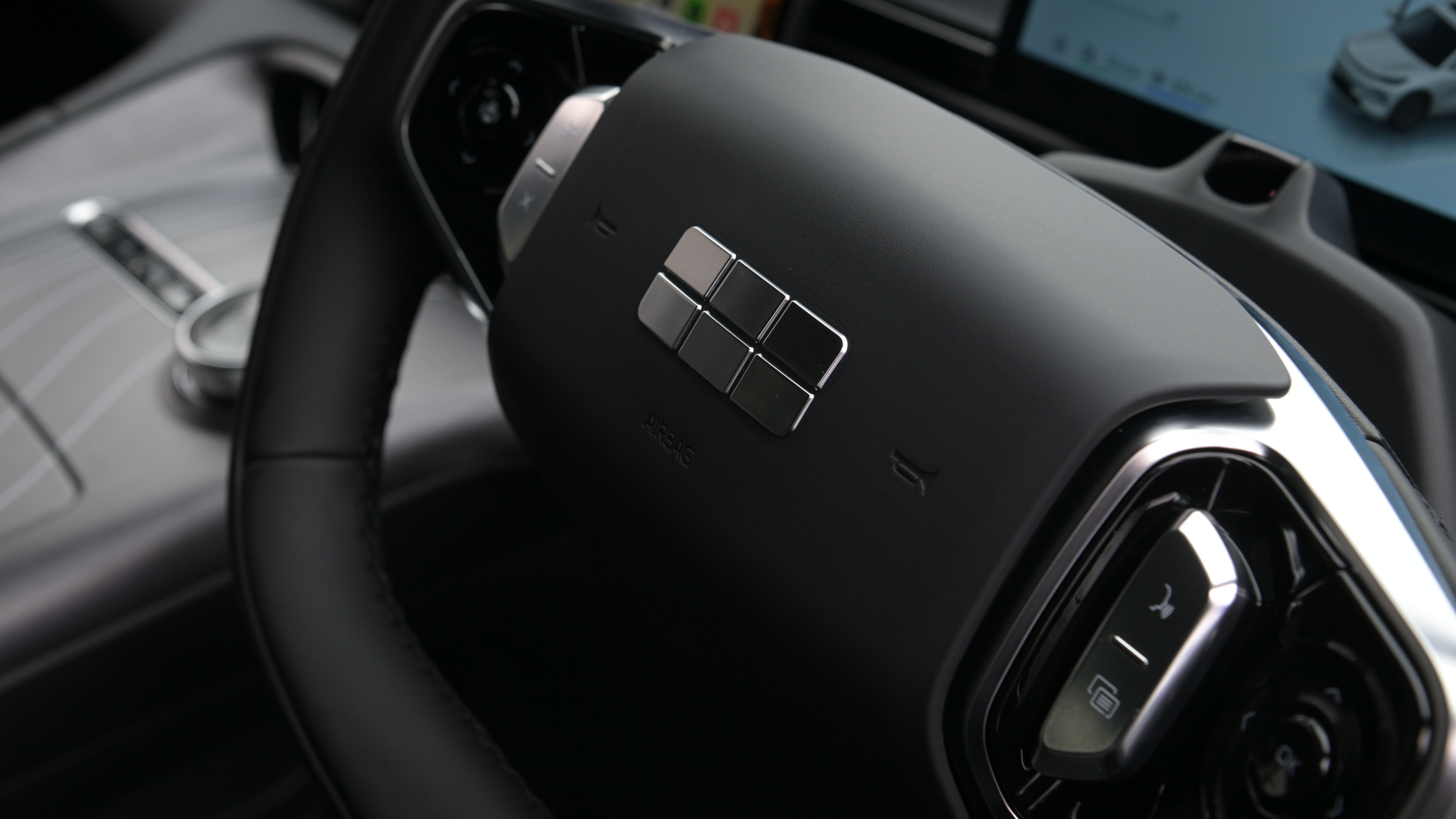 Geely Starray UK - steering wheel