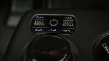 Genesis GV60 Magma - buttons