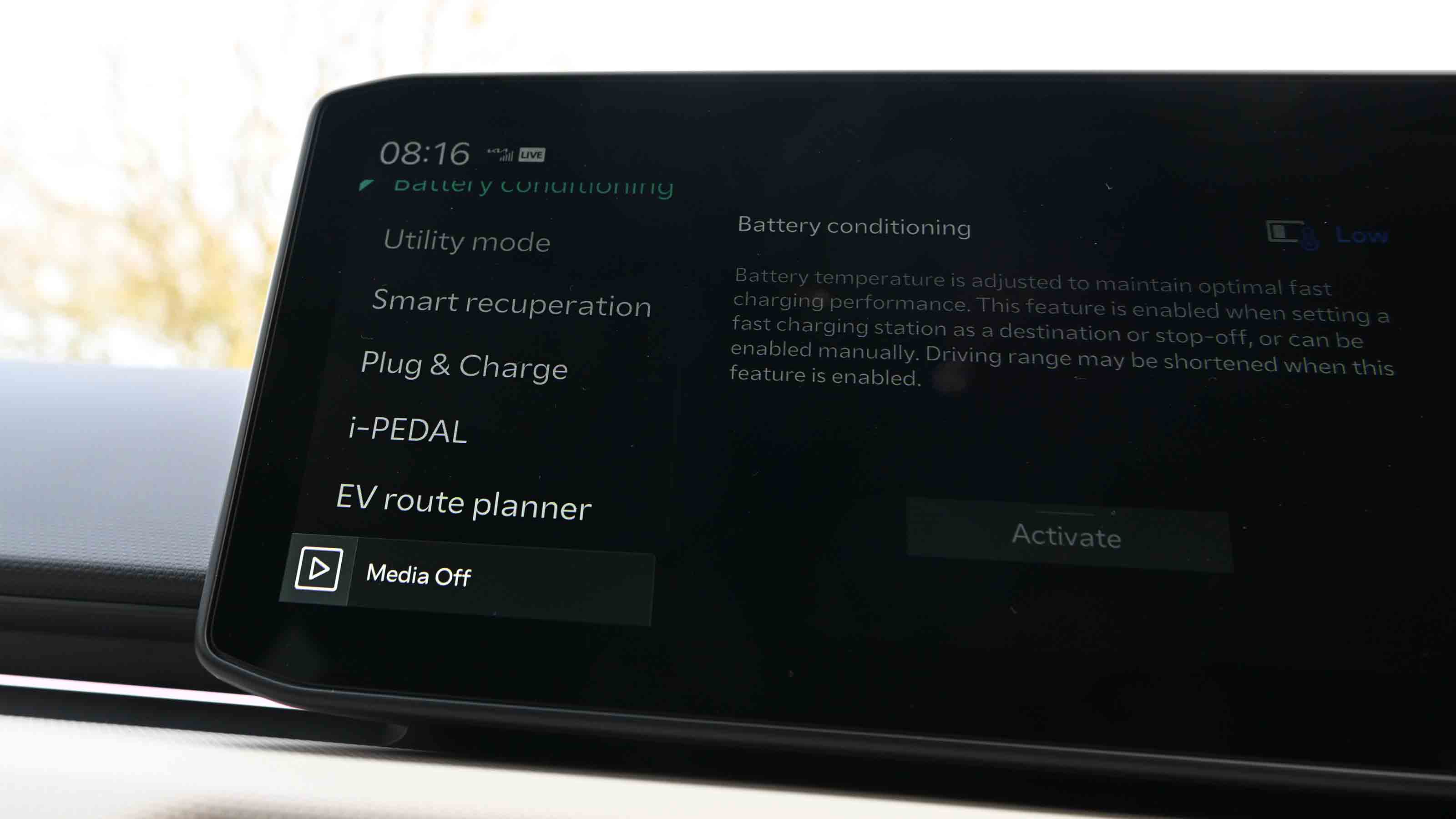 Kia EV4 - battery preconditioning screen