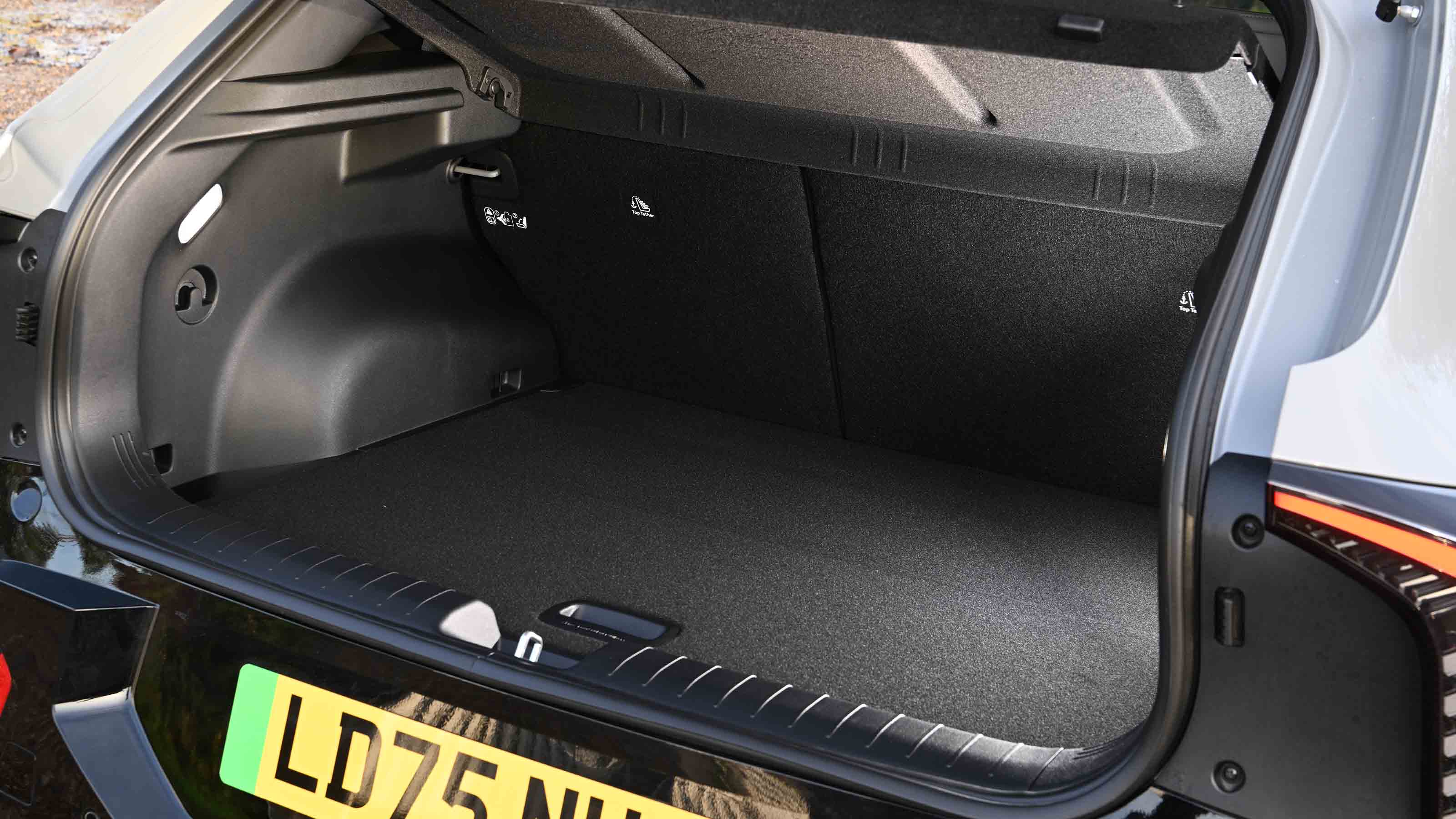 Kia EV4 - boot
