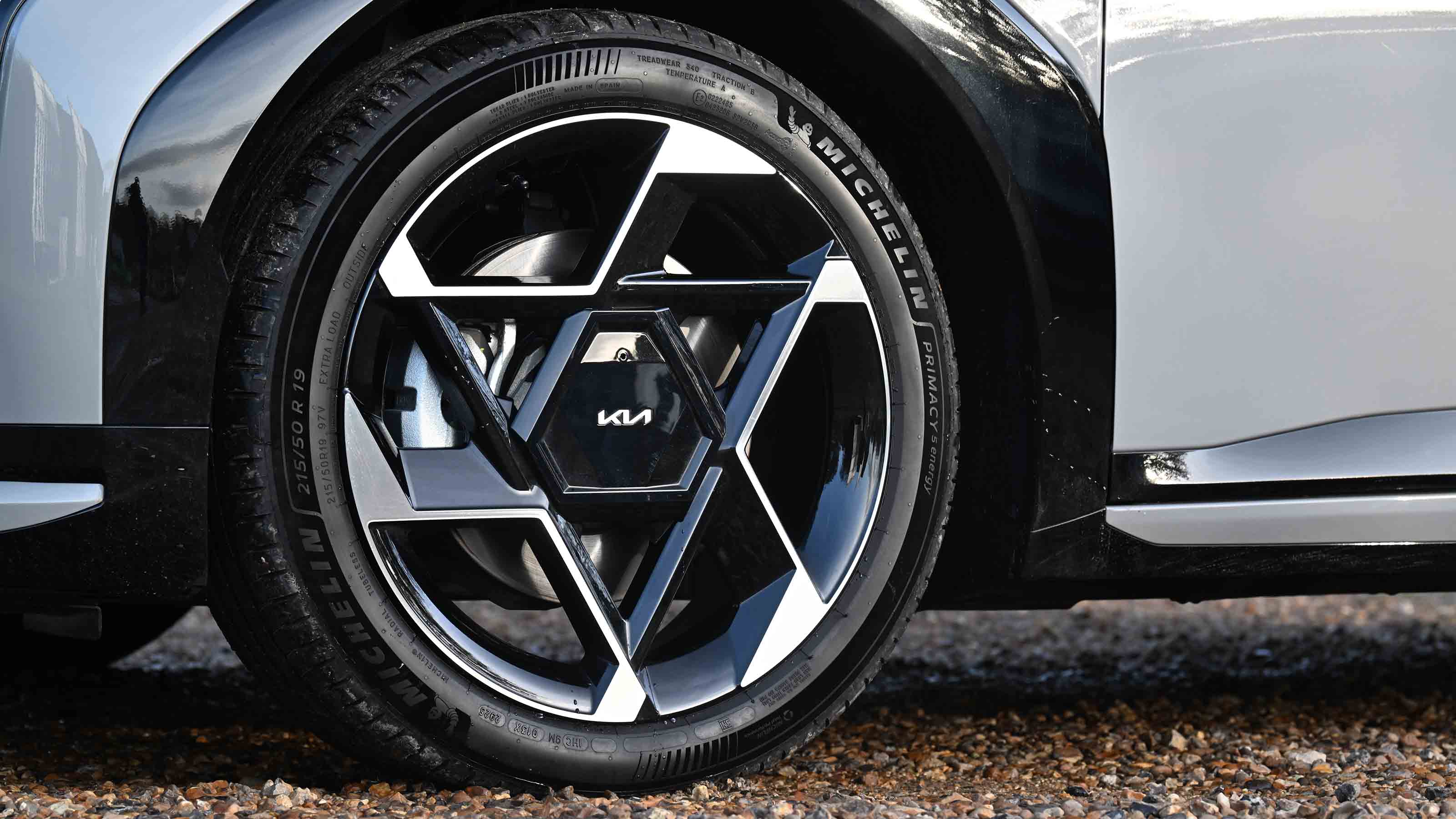 Kia EV4 - alloy wheel