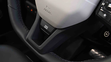 Kia EV5 - drive mode button