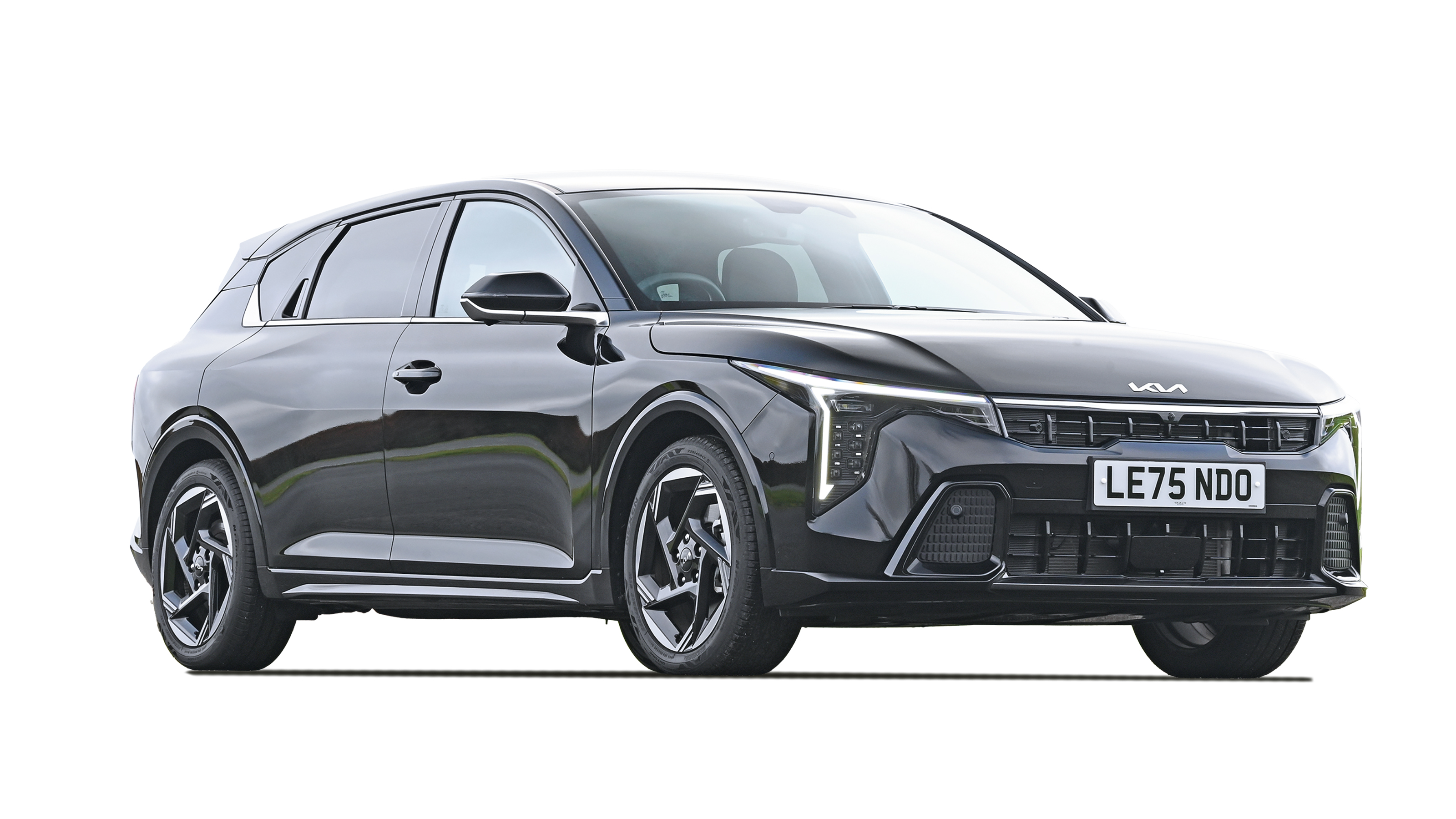 Kia K4 - front angled