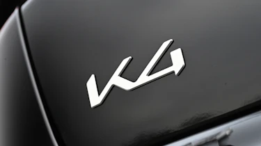Kia K4 - K4 badge