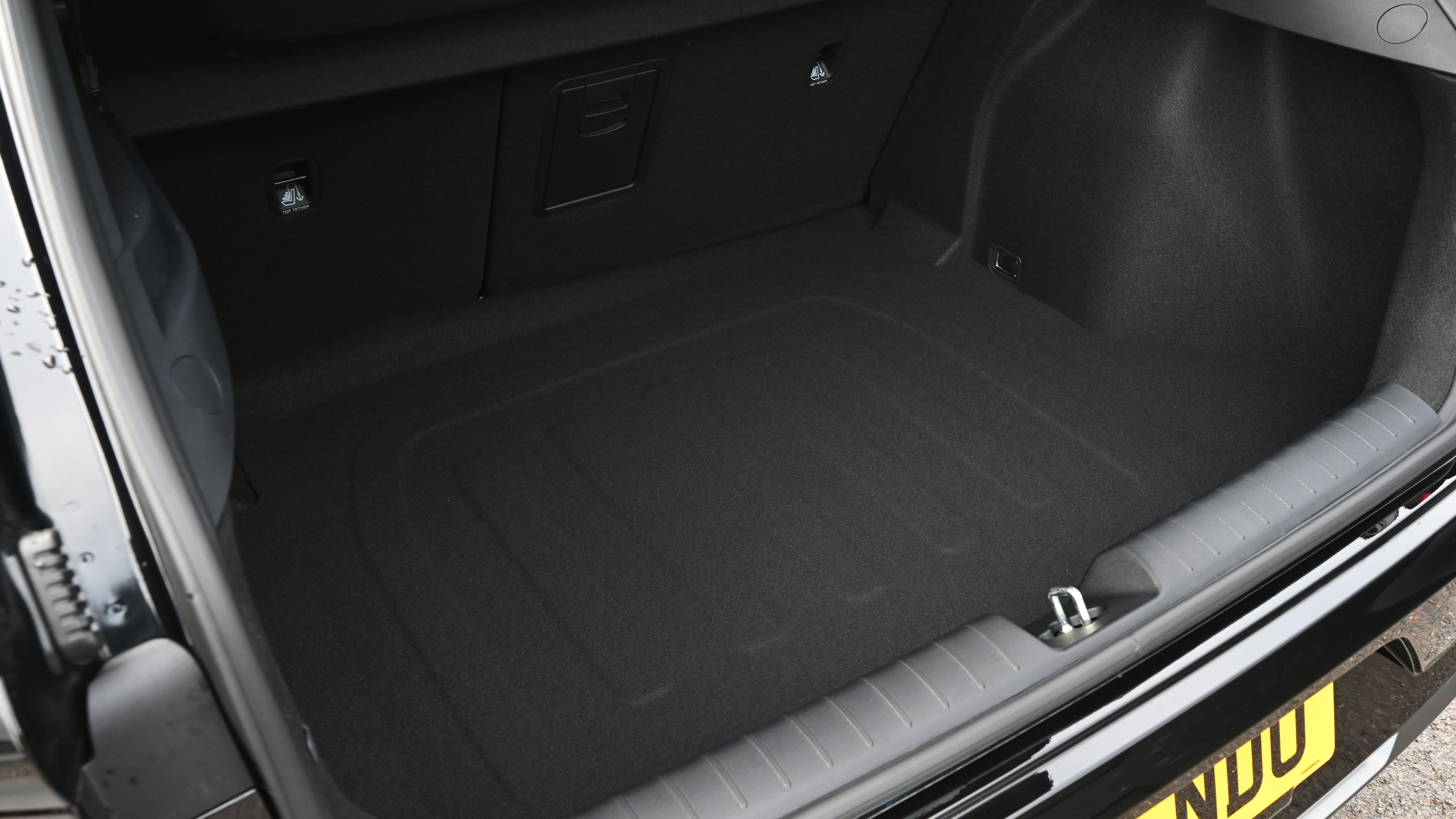 Kia K4 - boot