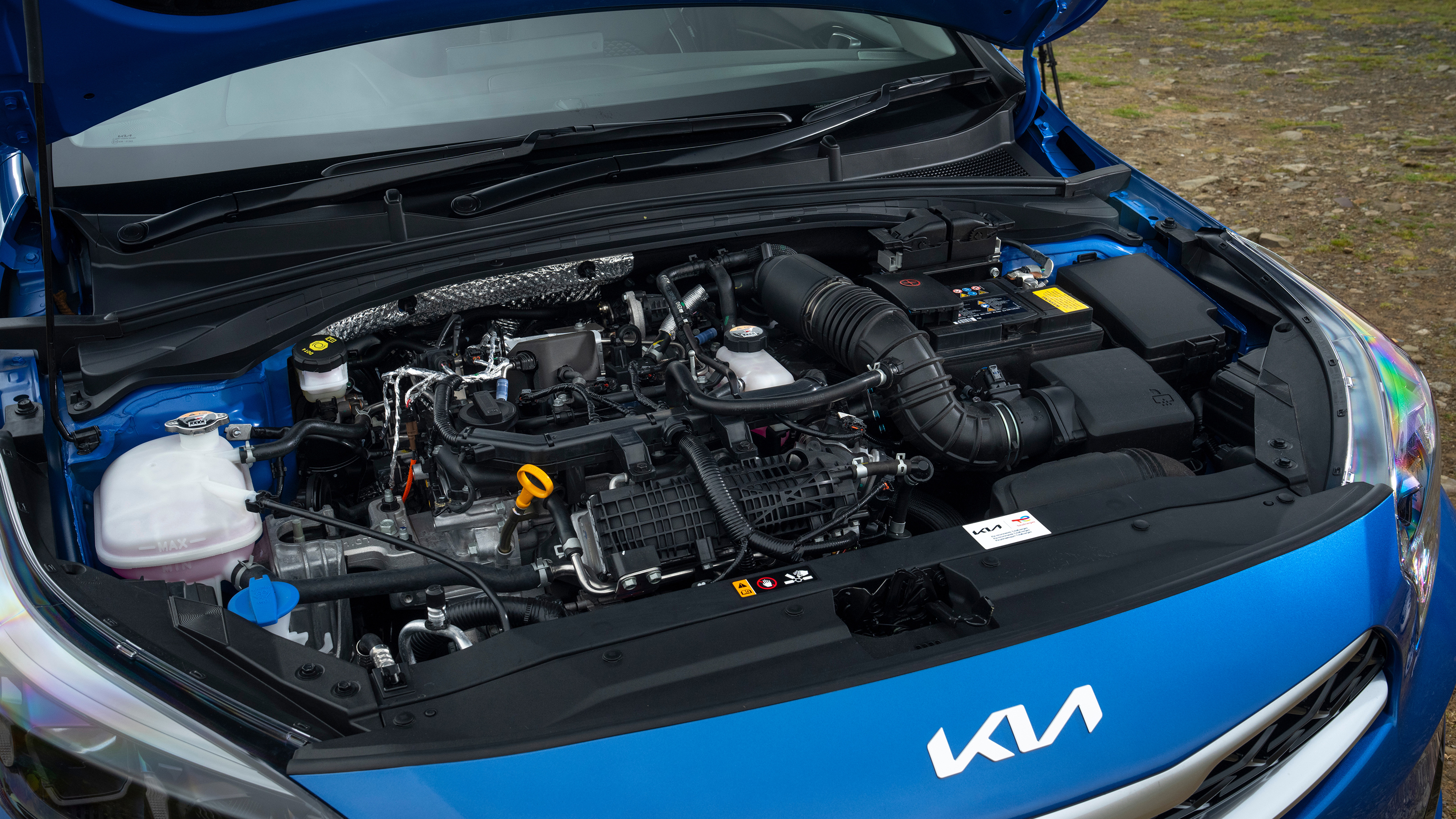 Kia XCeed - engine bay