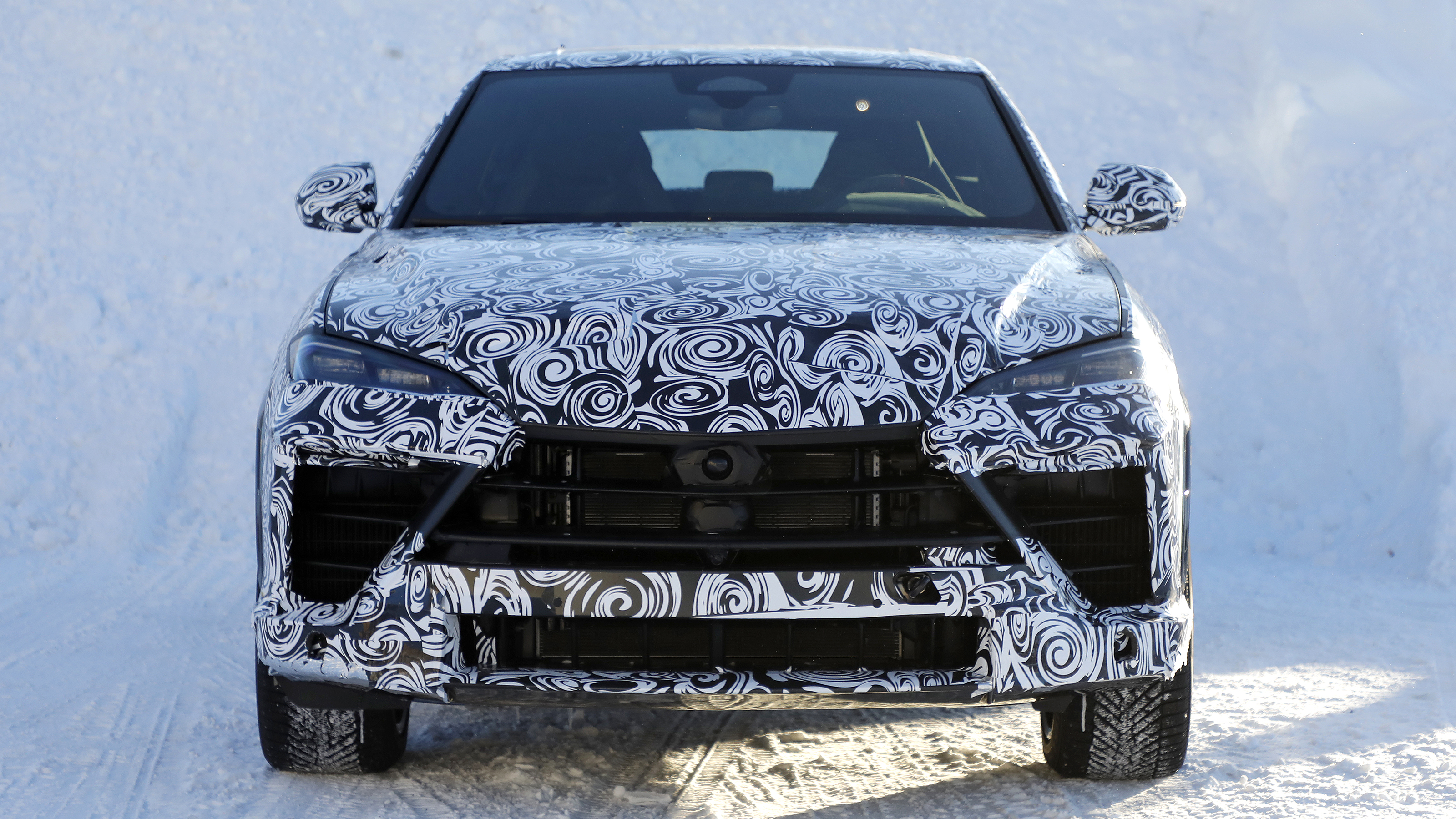 Lamborghini Urus SE Performante - front end