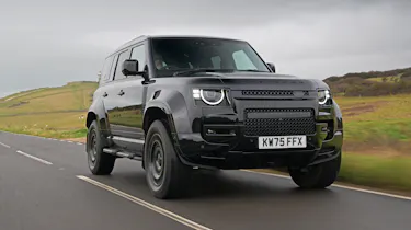 Land Rover Defender OCTA Black - front tracking