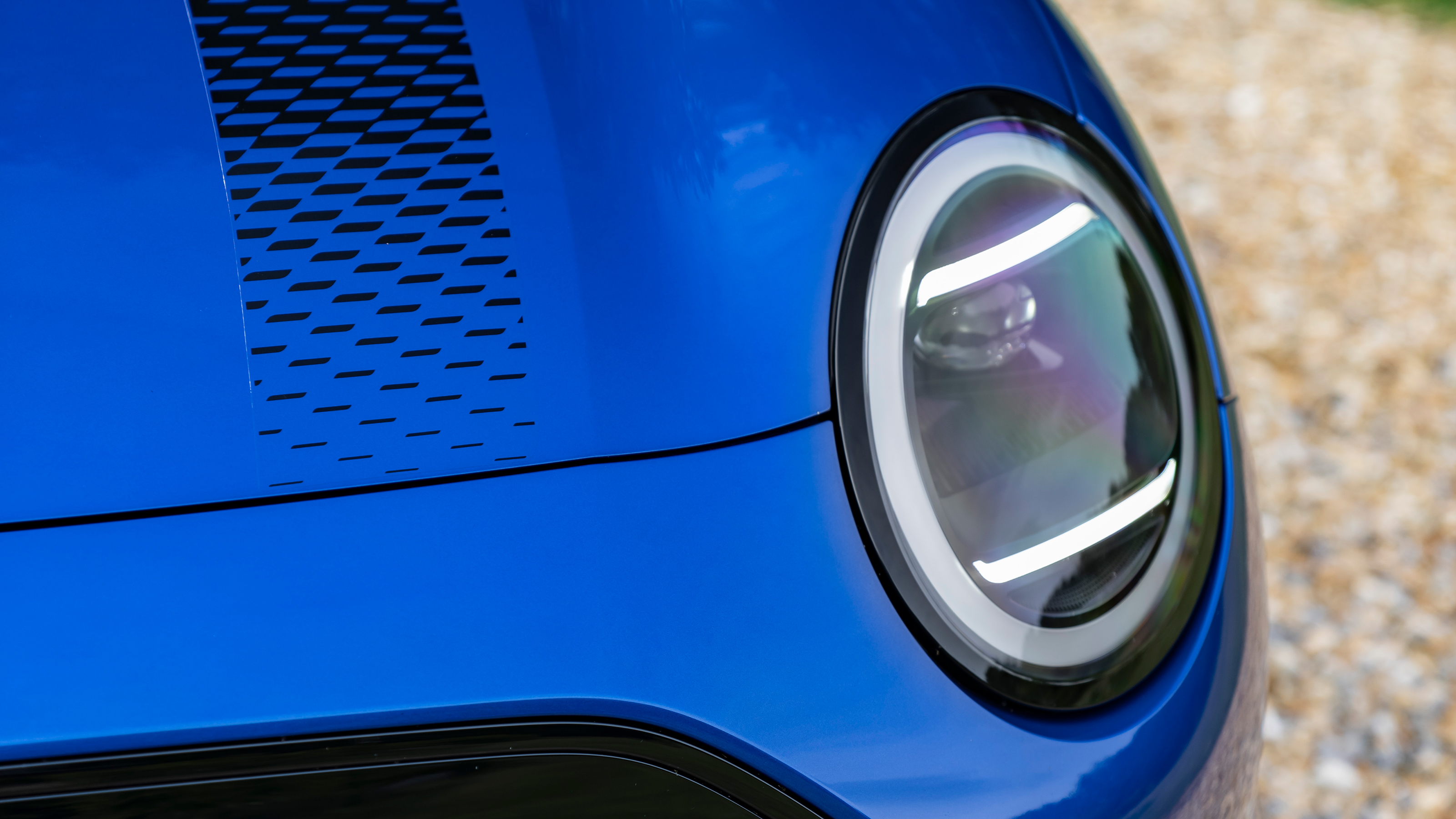 MINI John Cooper Works Electric - headlight