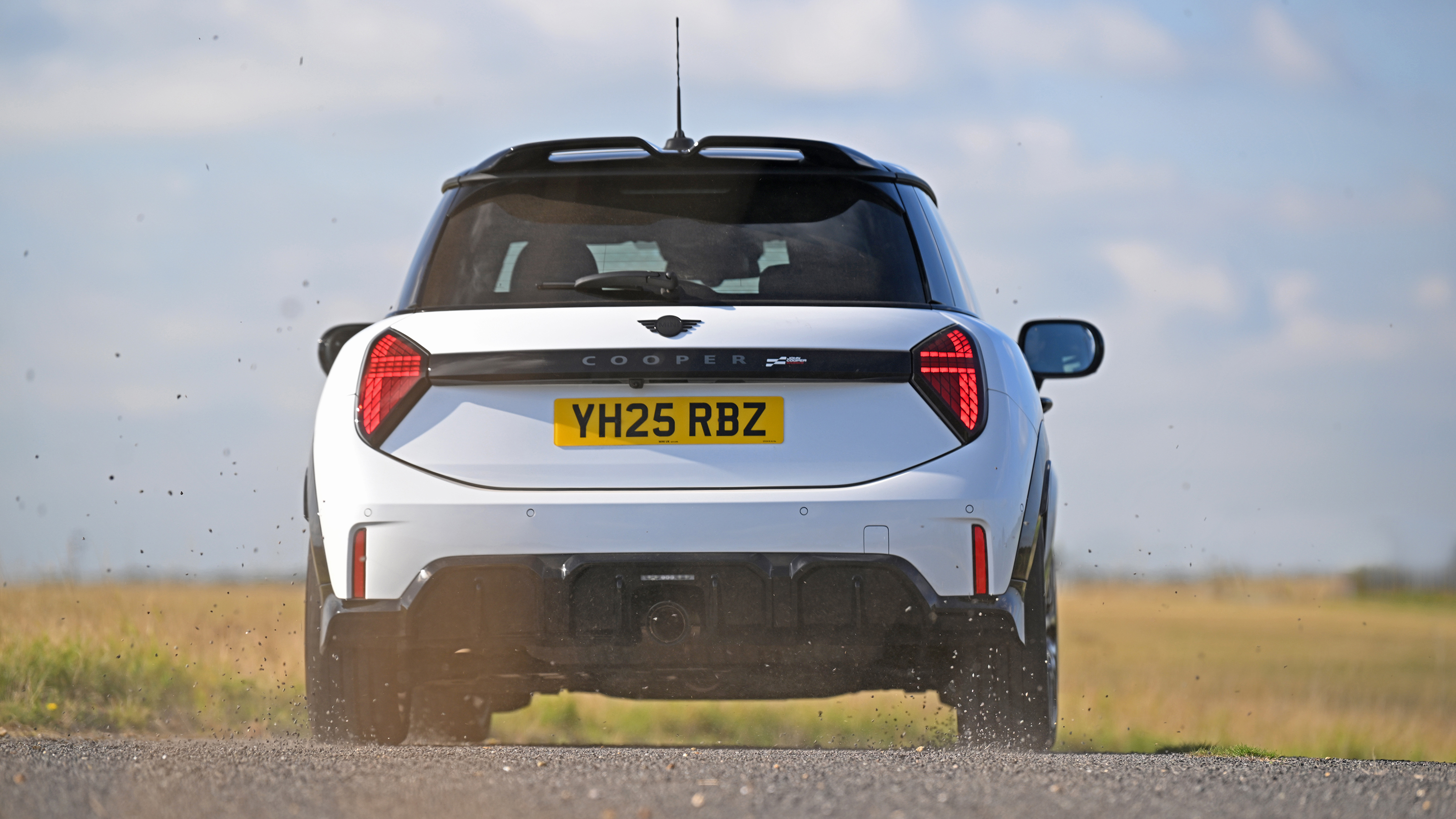 MINI Cooper JCW - rear cornering