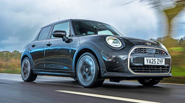 MINI Cooper S - front 3/4
