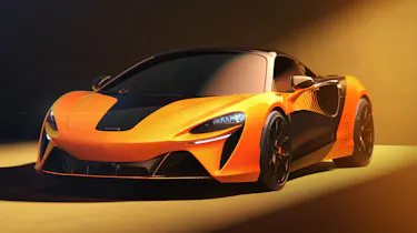 McLaren Artura Spider MCL39 Championship Edition - front 3/4