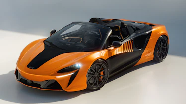 McLaren Artura Spider MCL39 Championship Edition - front angled