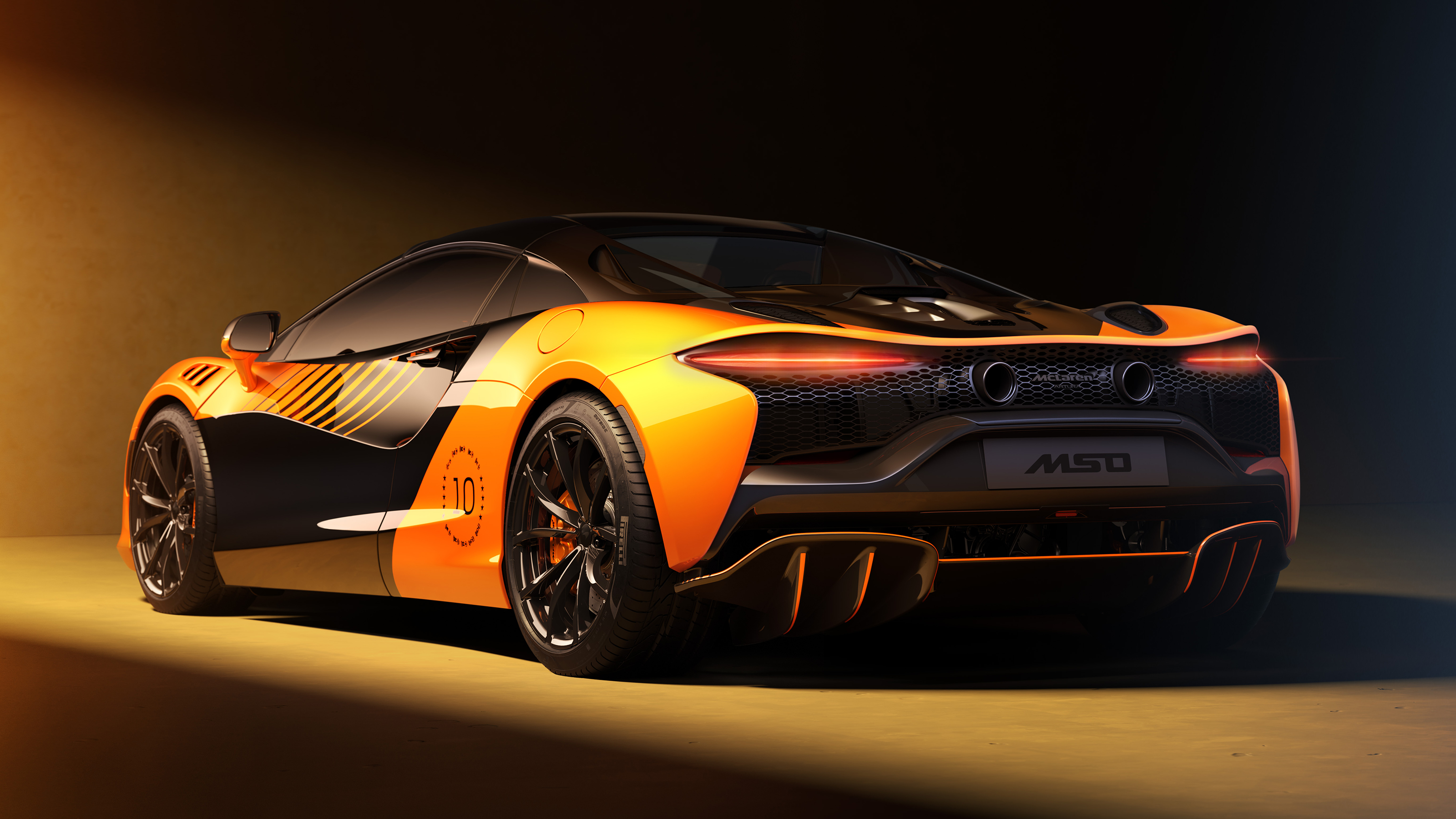McLaren Artura Spider MCL39 Championship Edition - rear 3/4
