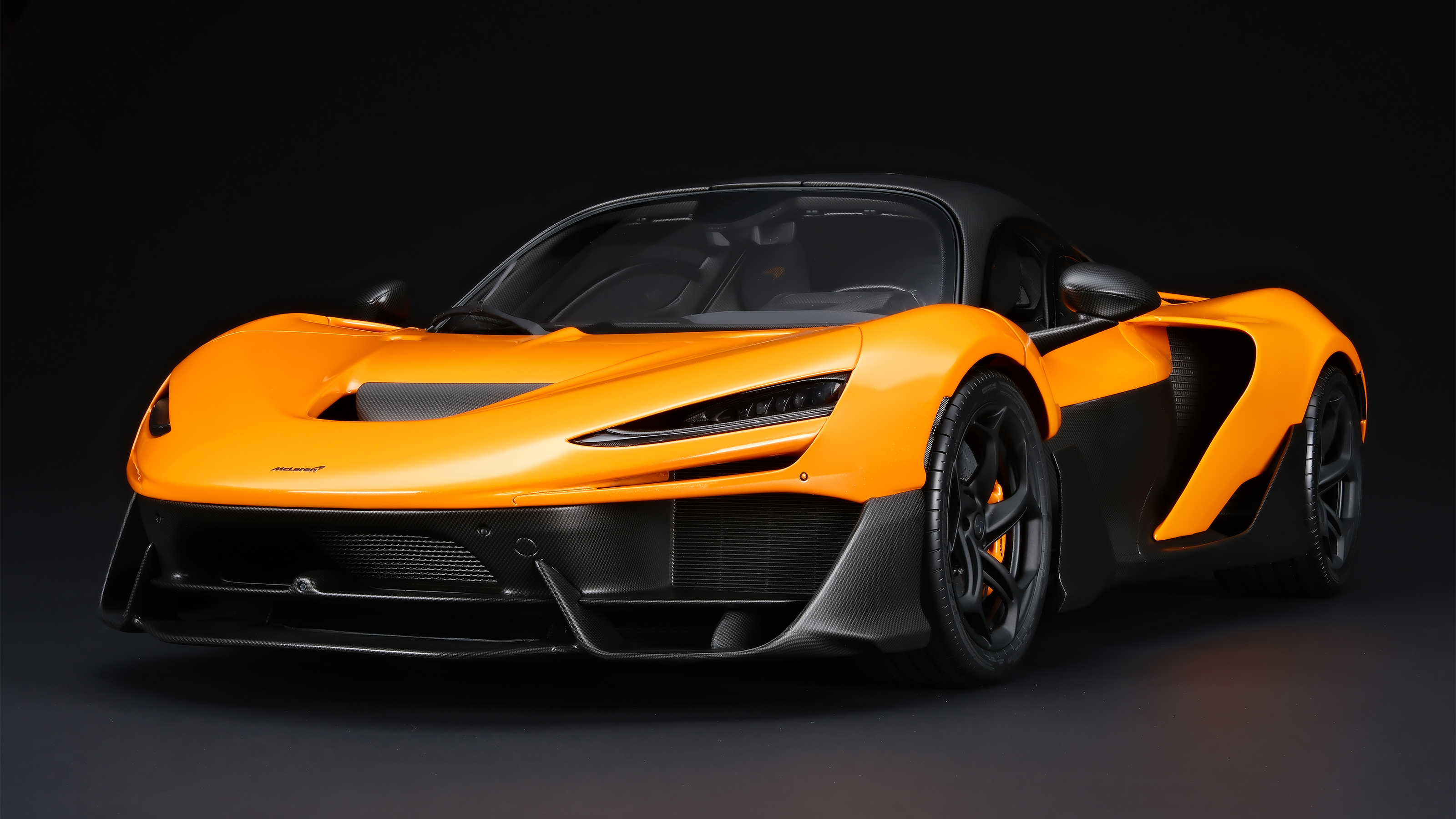 McLaren W1 1:8 scale - front 3/4
