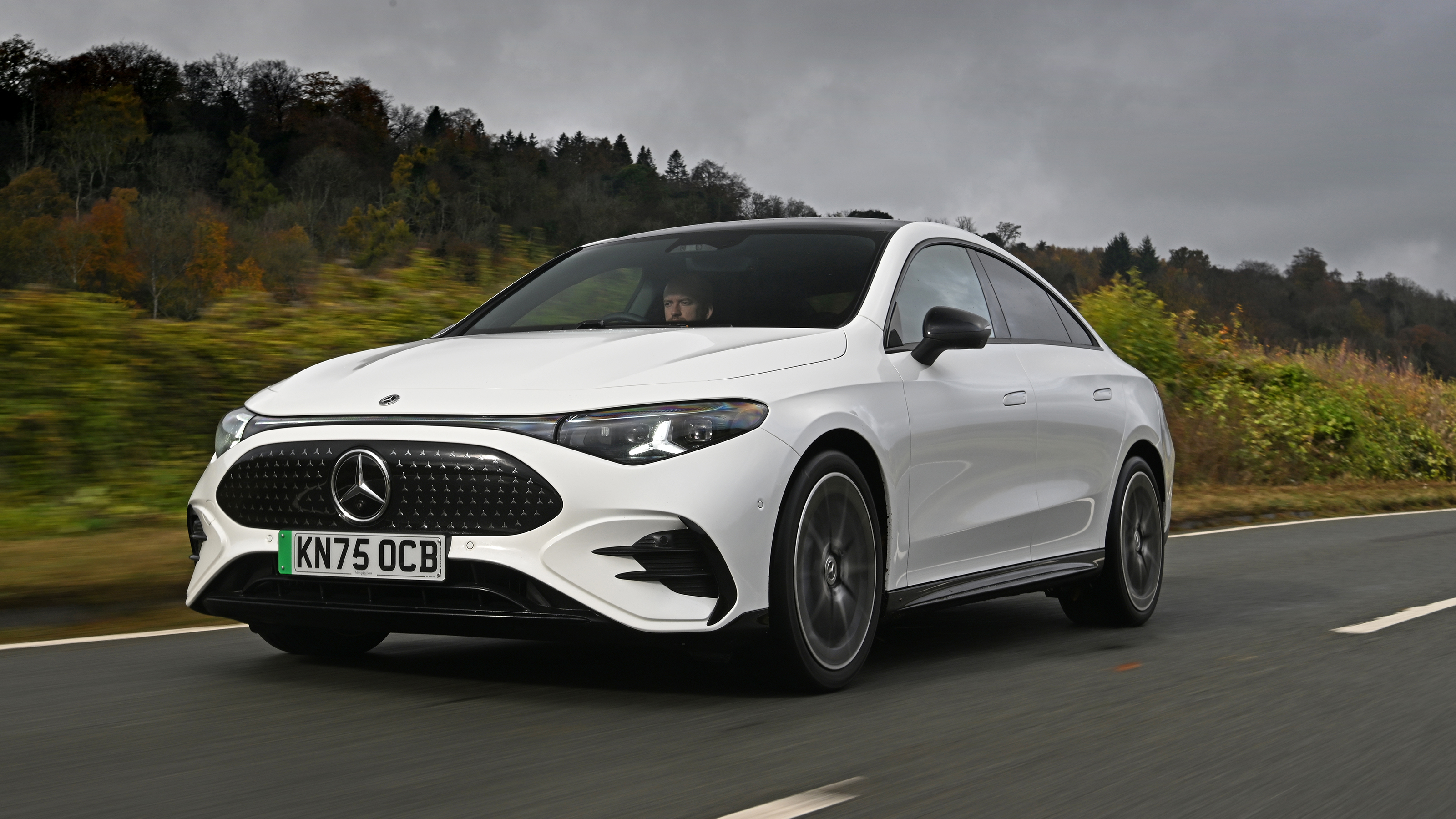 Mercedes CLA - front tracking 
