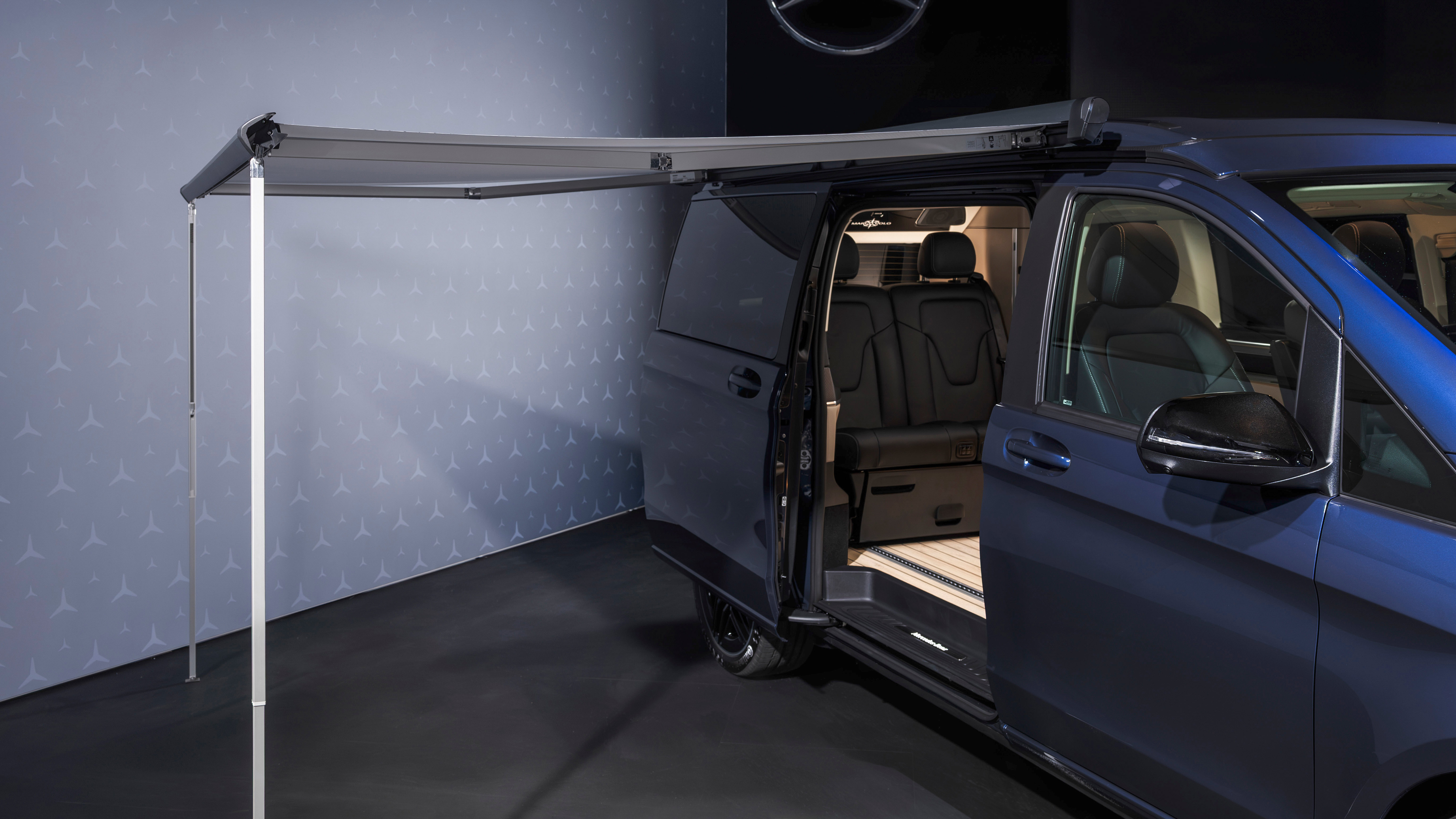 Mercedes Marco Polo - awning