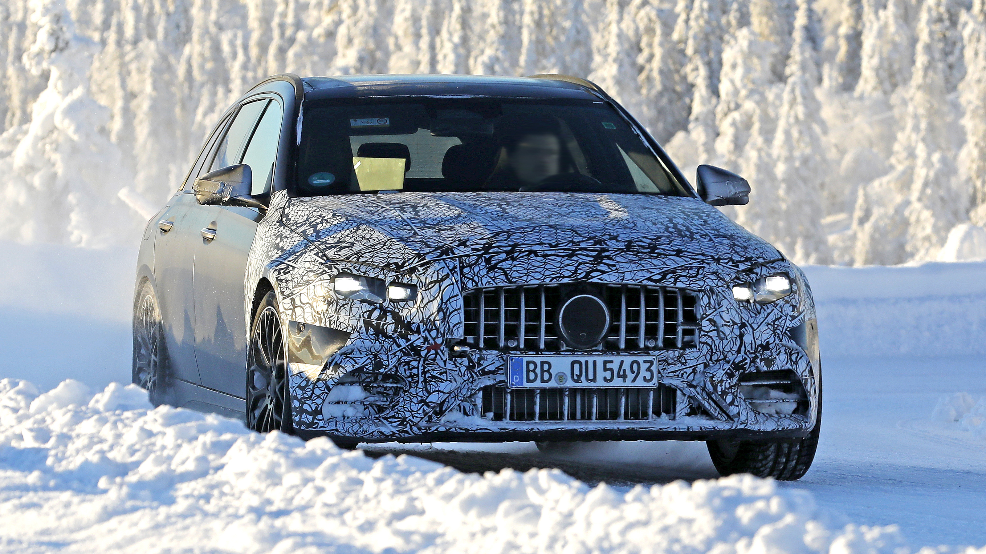 Mercedes-AMG C 53 (camouflaged) - front