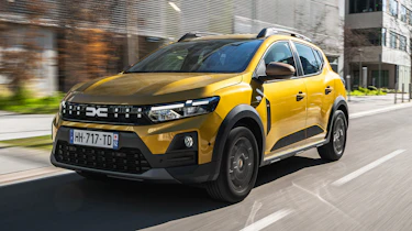 New Dacia Sandero Stepway - front 3/4