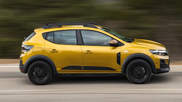 New Dacia Sandero Stepway - side profile