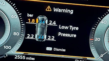 Nissan Qashqai e-Power Tekna+ - TPMS warning