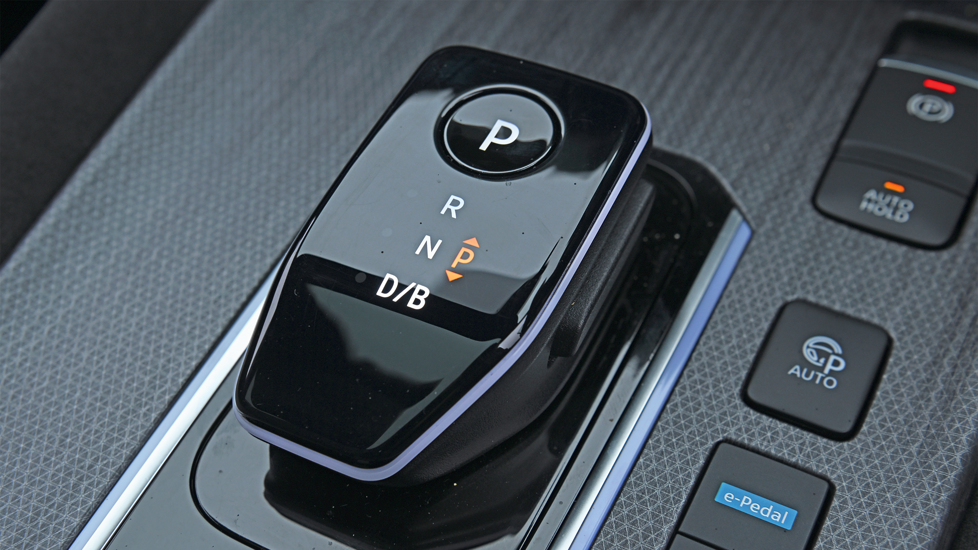 Nissan Qashqai e-Power Tekna+ - drive selector