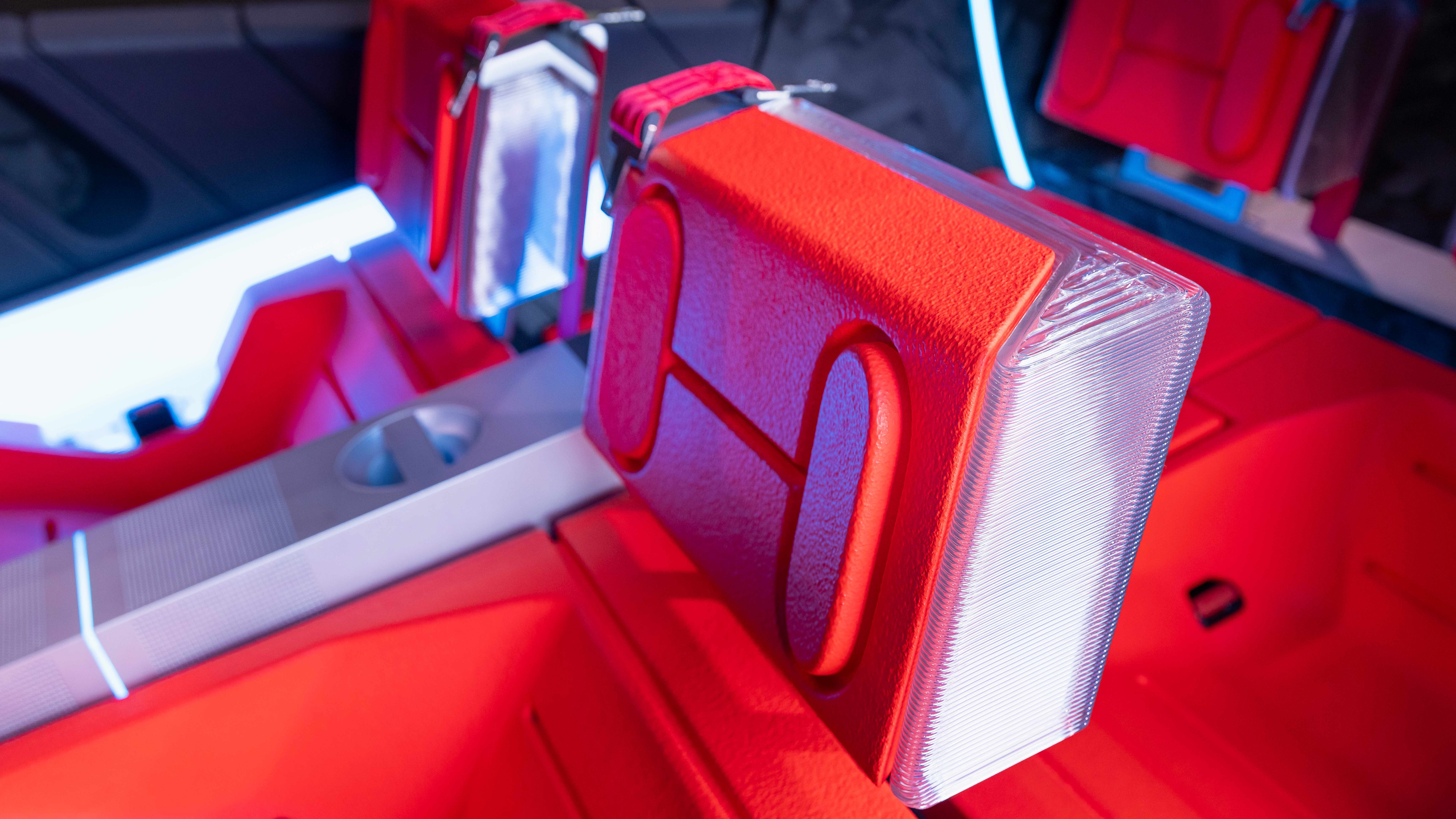 Peugeot Polygon concept - seat detail