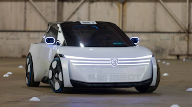 Peugeot Polygon concept - front action