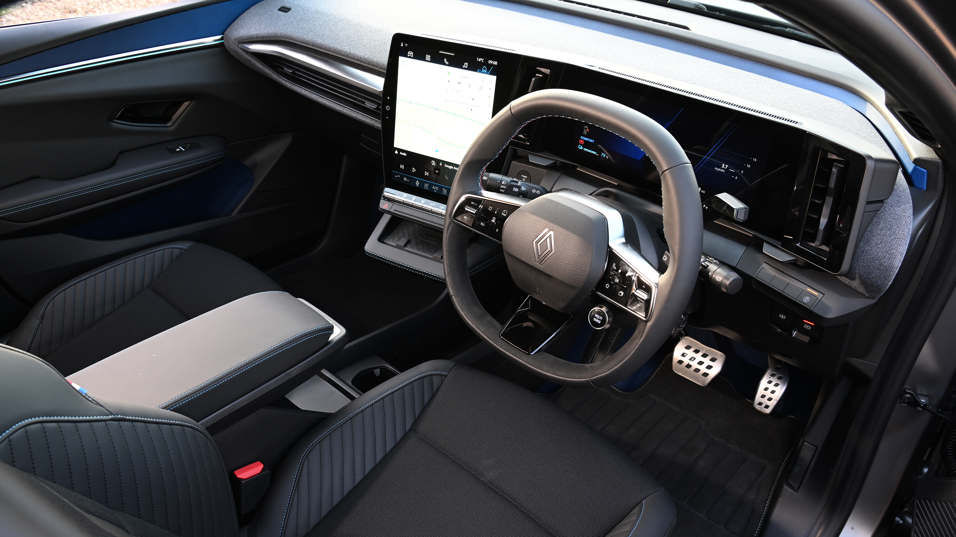 Renault Megane E-Tech - dashboard