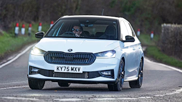 Skoda Fabia 130 - front cornering