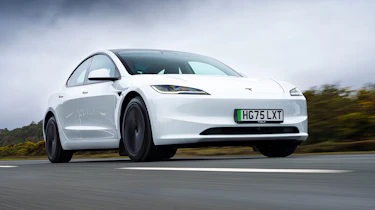 Tesla Model 3 RWD - front tracking