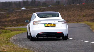 Tesla Model 3 RWD - rear cornering